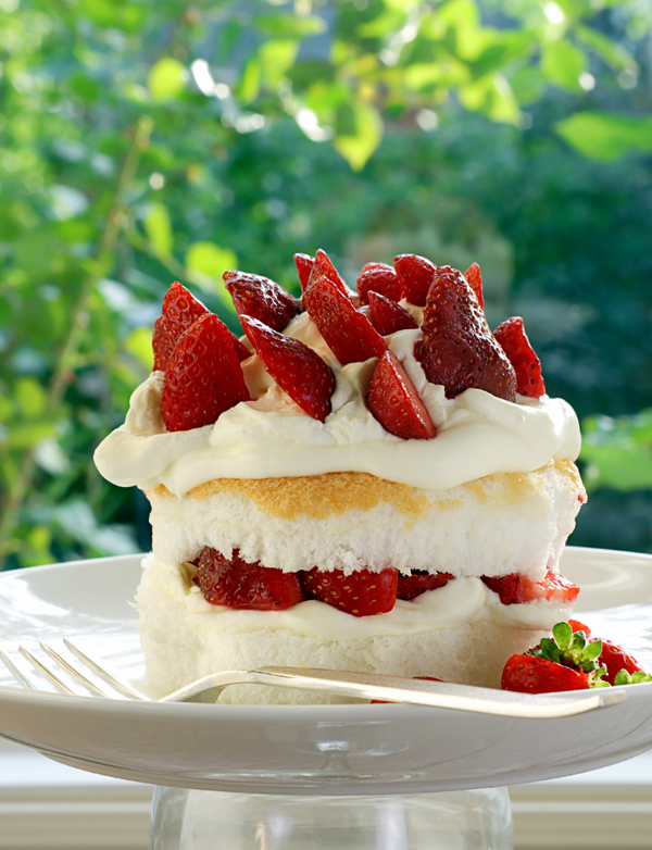 life is delicious: strawberry shortcake 